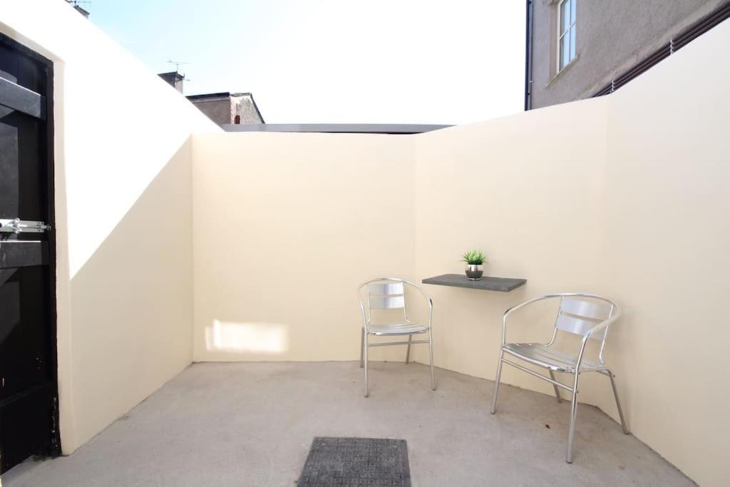 4 Bedroom House, Central Ulverston Exterior photo
